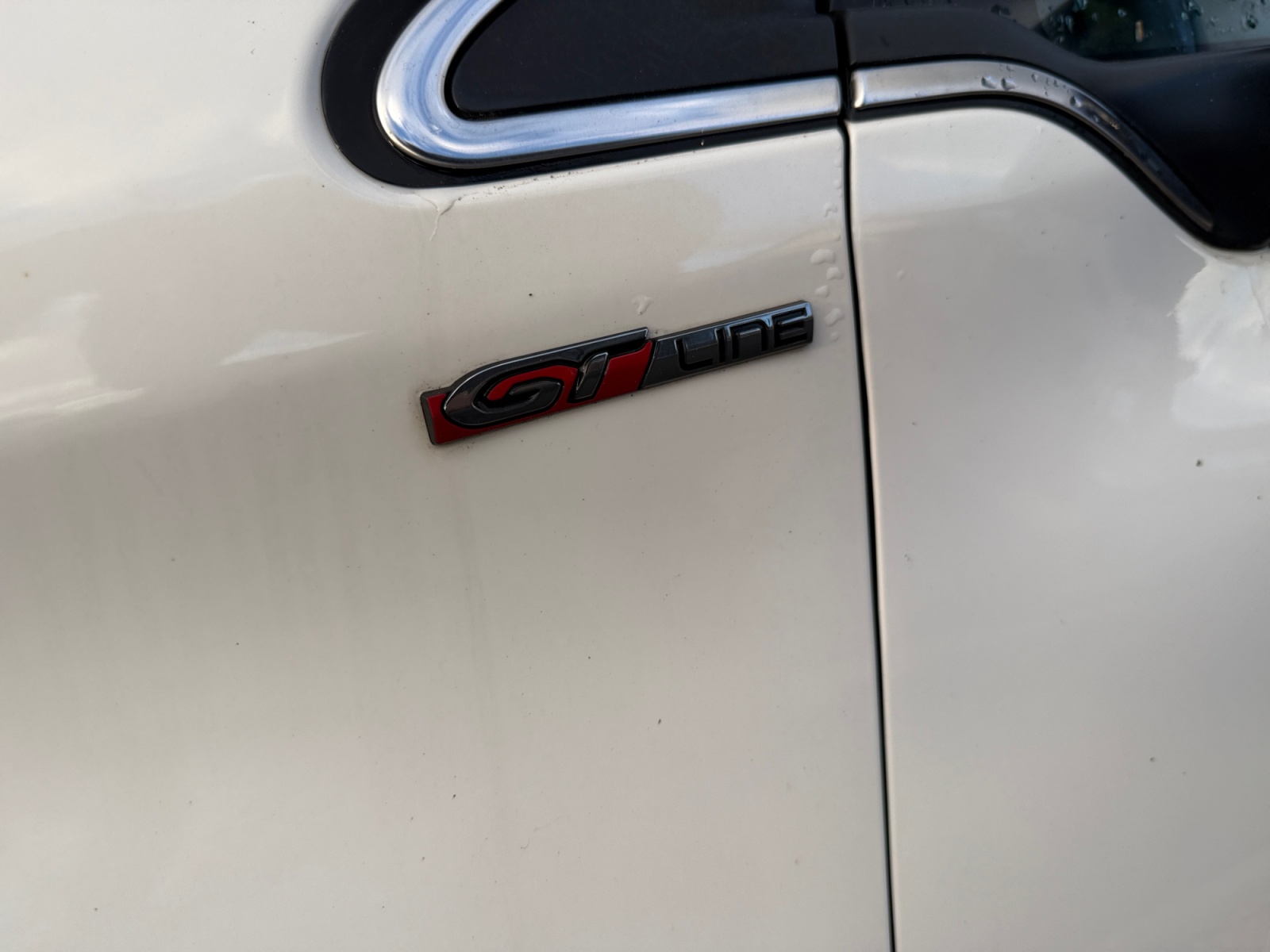 Peugeot 208 30