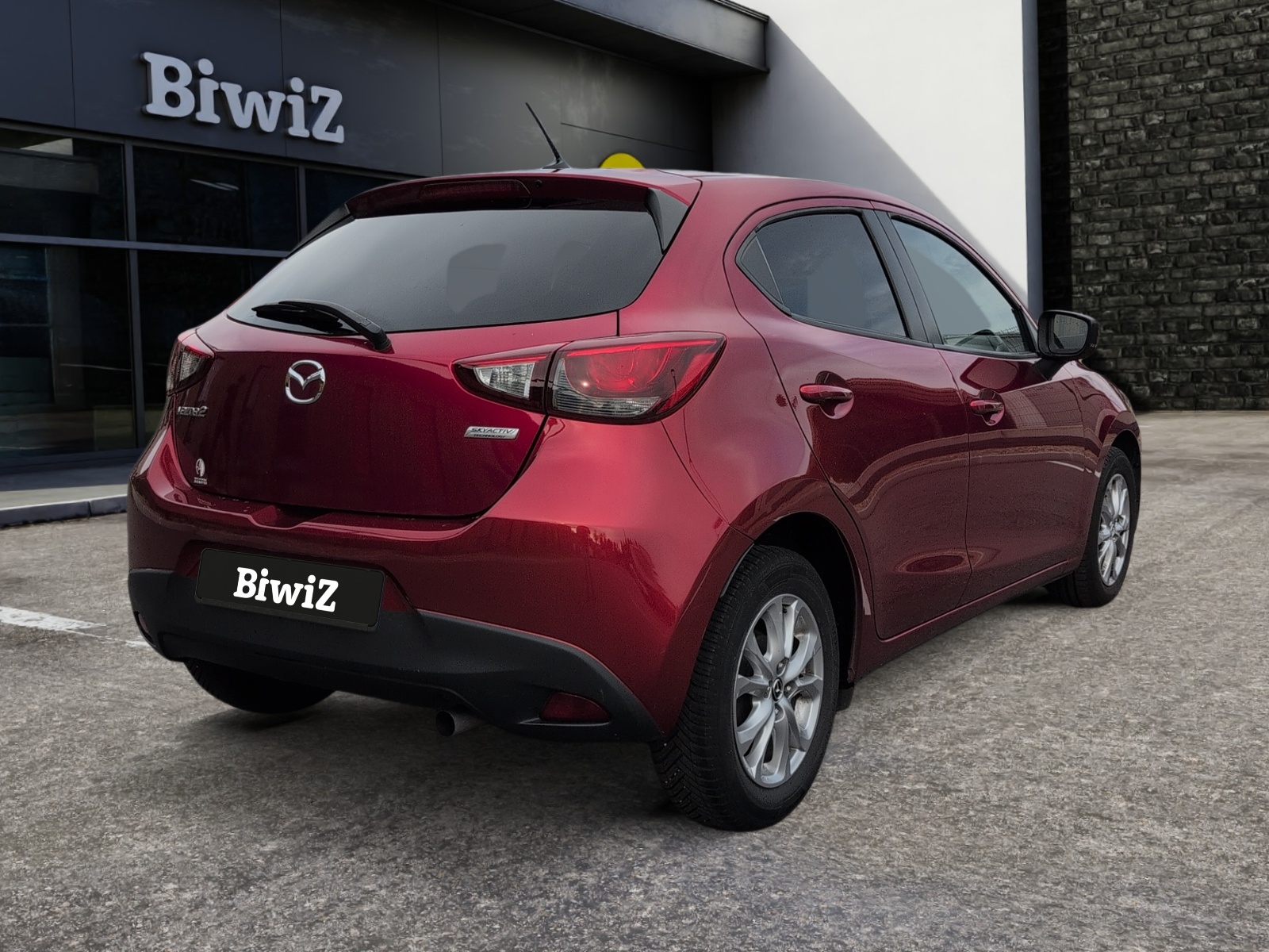 Mazda 2 4