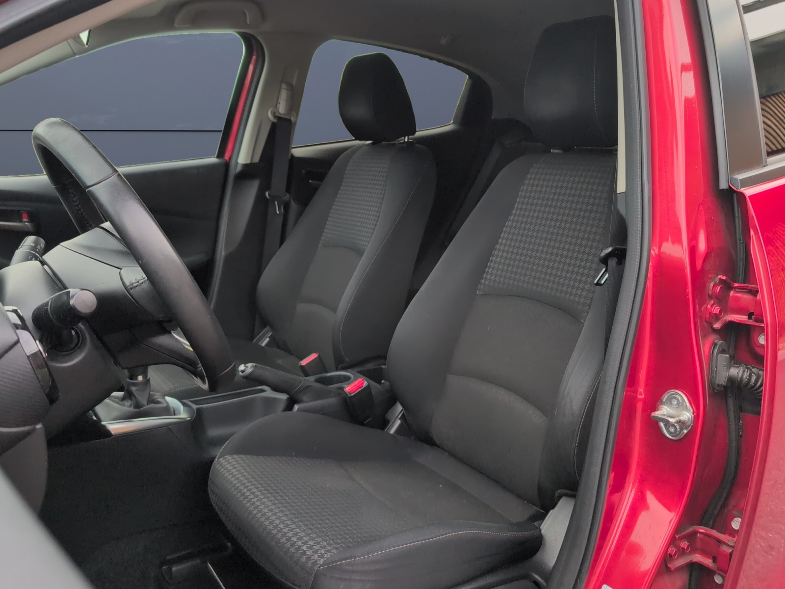 Mazda 2 9