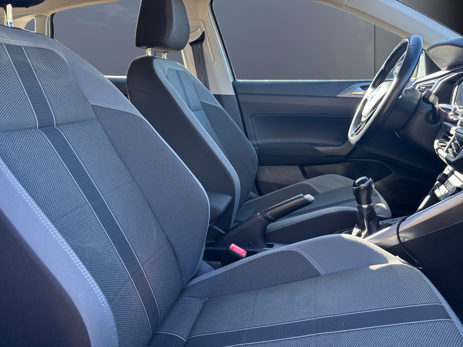 Volkswagen Polo 13