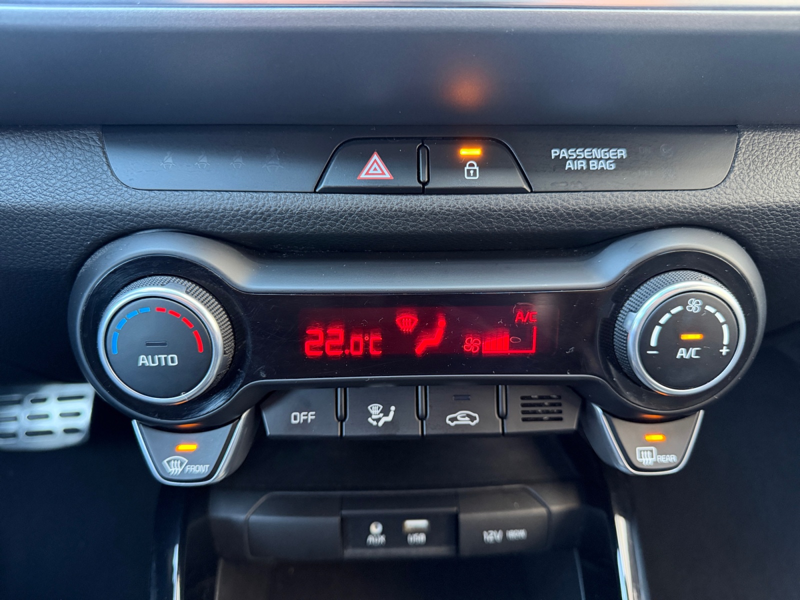Kia Stonic 24