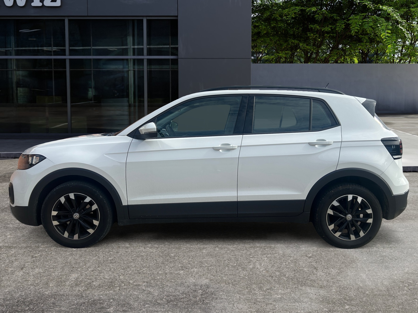 Volkswagen T-Cross 1