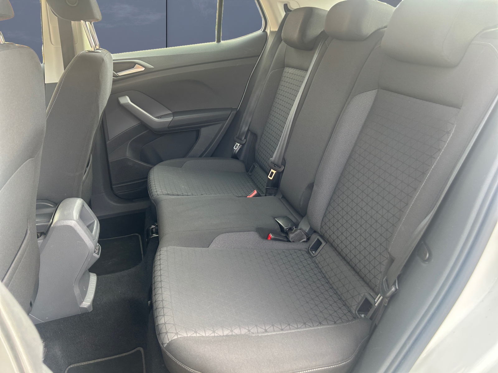Volkswagen T-Cross 10