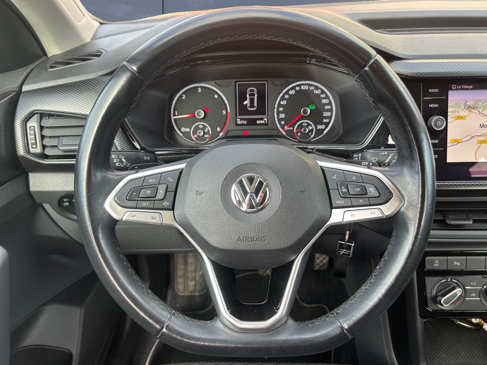Volkswagen T-Cross 15