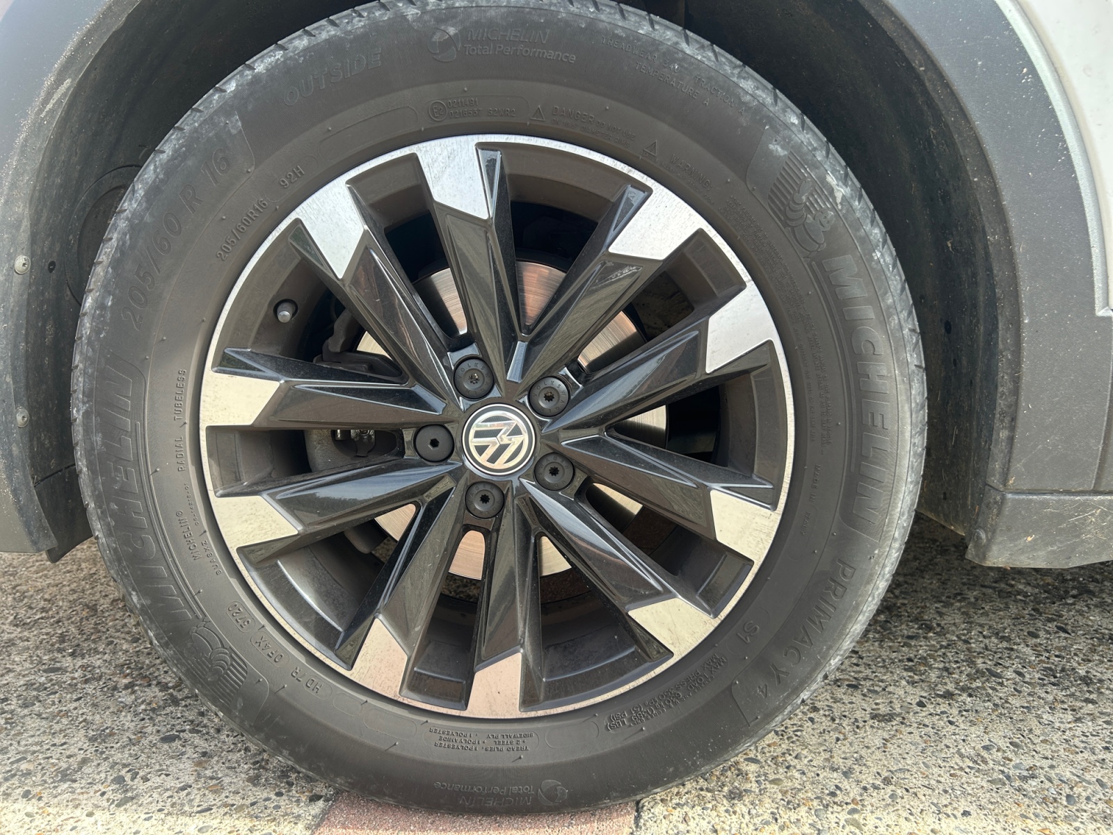 Volkswagen T-Cross 25