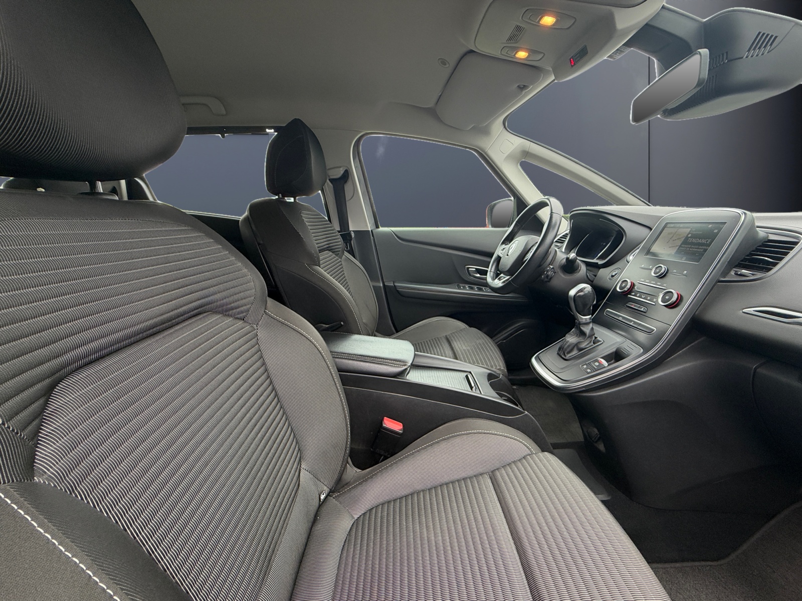 Renault Grand Scenic 13