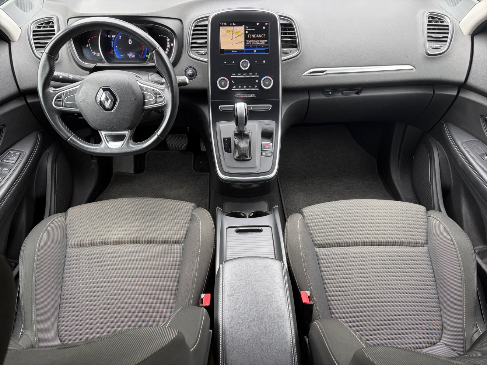 Renault Grand Scenic 14