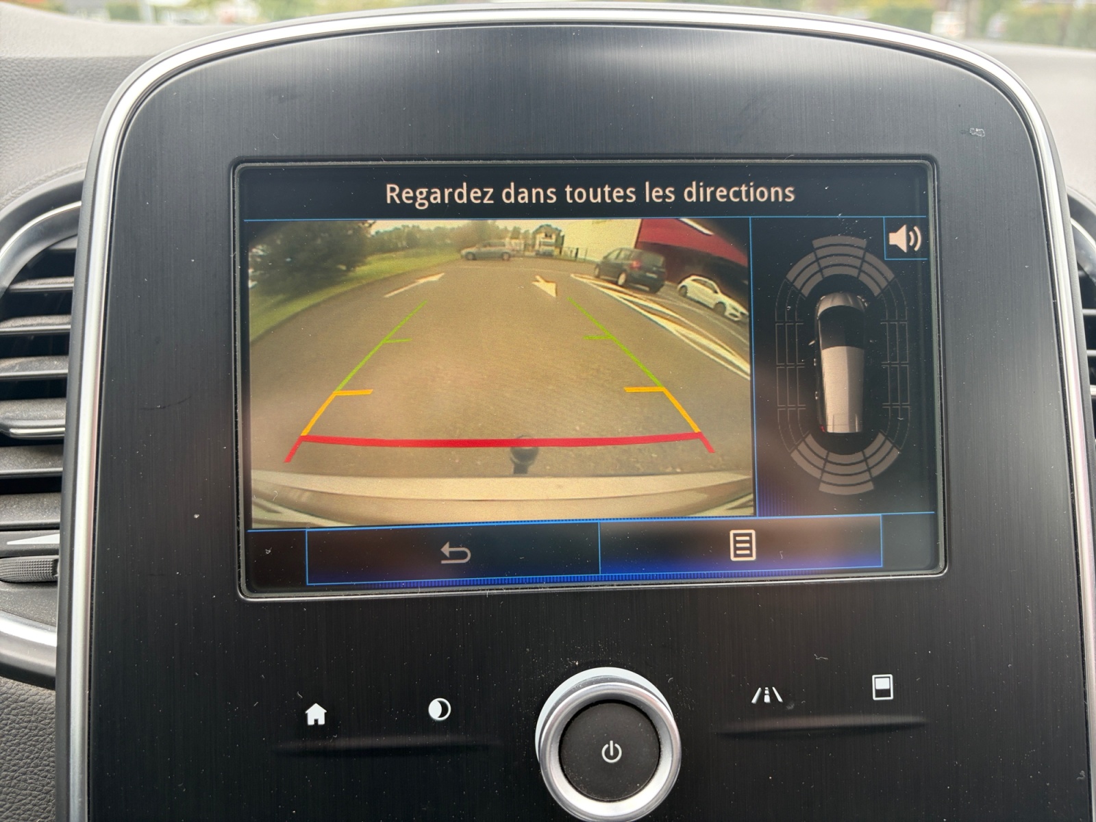 Renault Grand Scenic 27