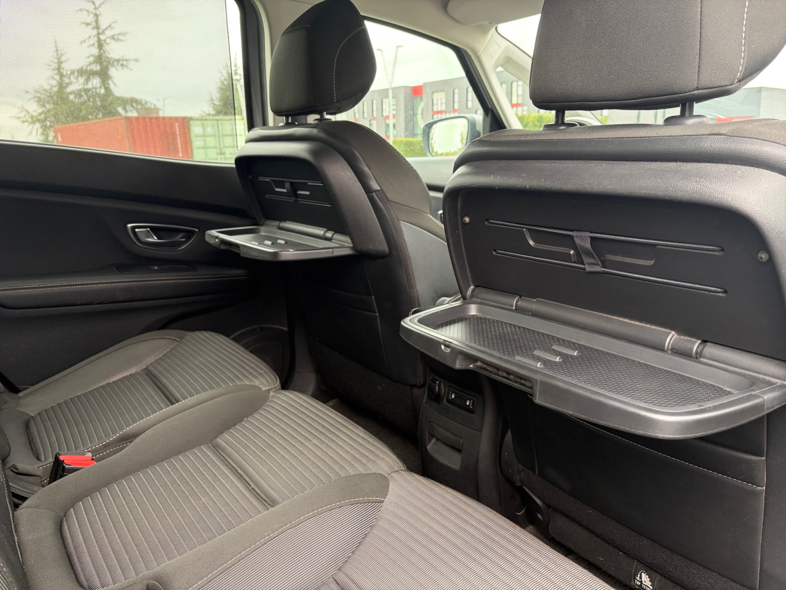 Renault Grand Scenic 32