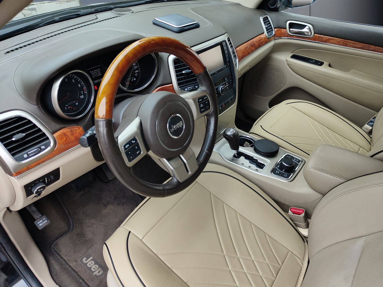 Jeep Grand Cherokee 6