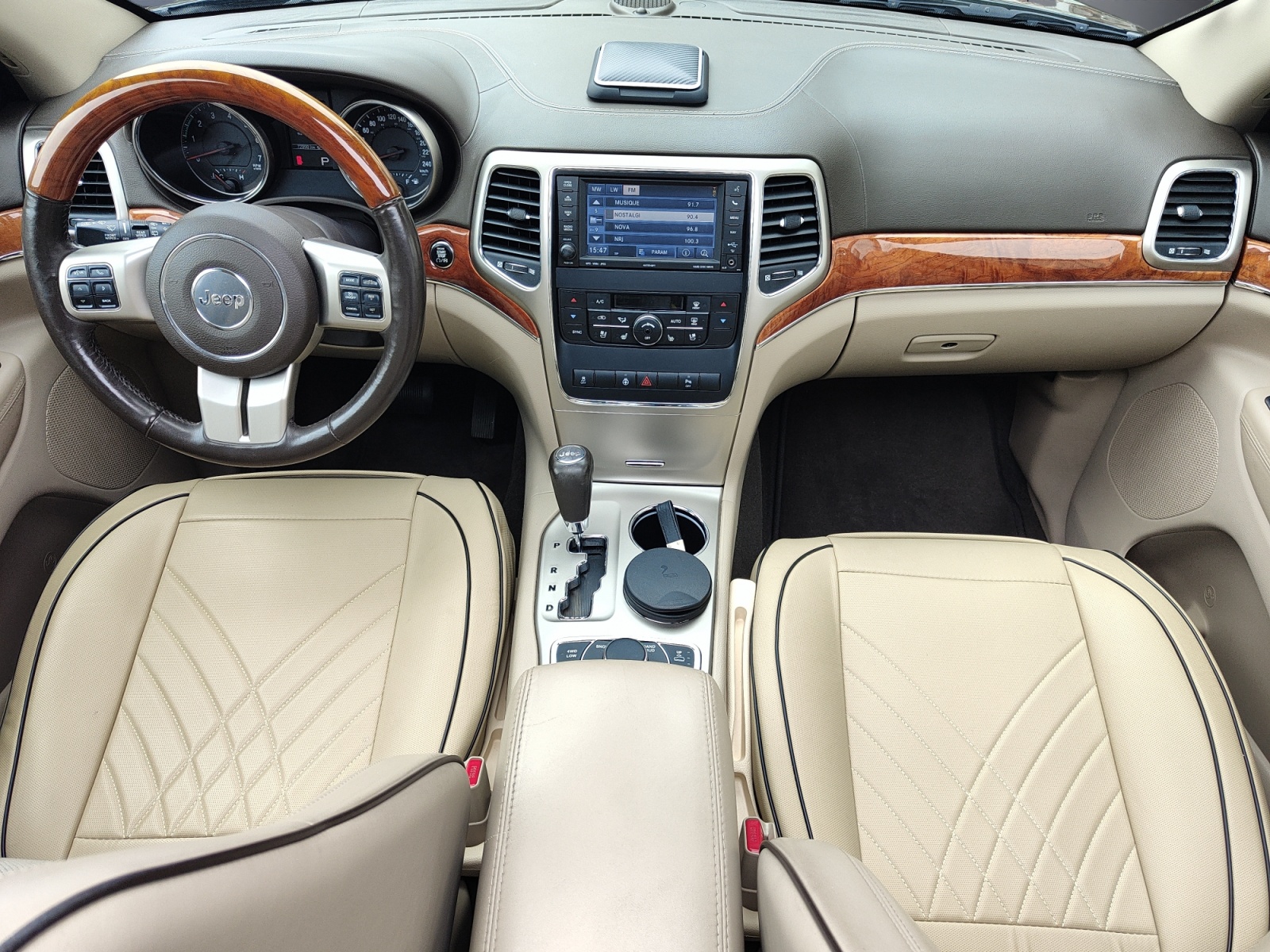 Jeep Grand Cherokee 12
