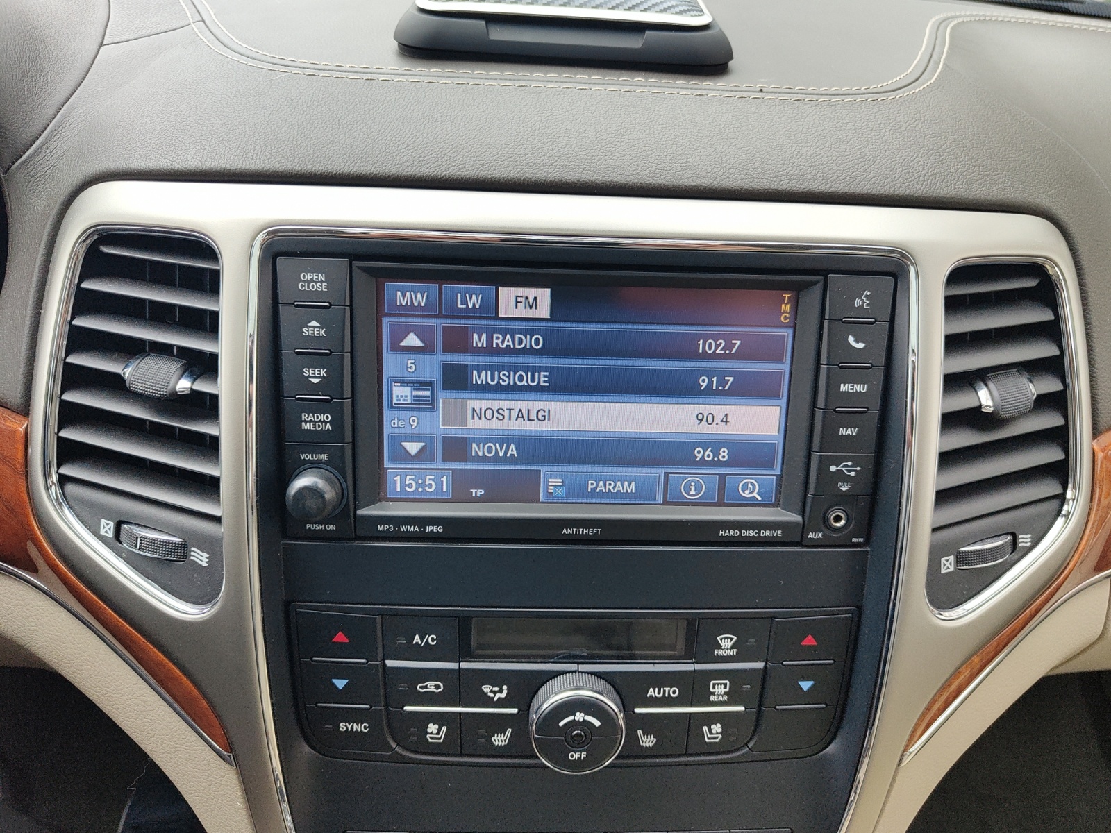 Jeep Grand Cherokee 15