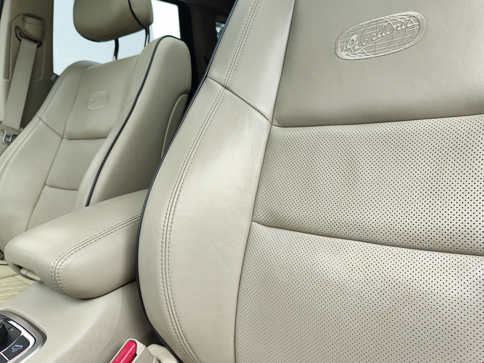 Jeep Grand Cherokee 23
