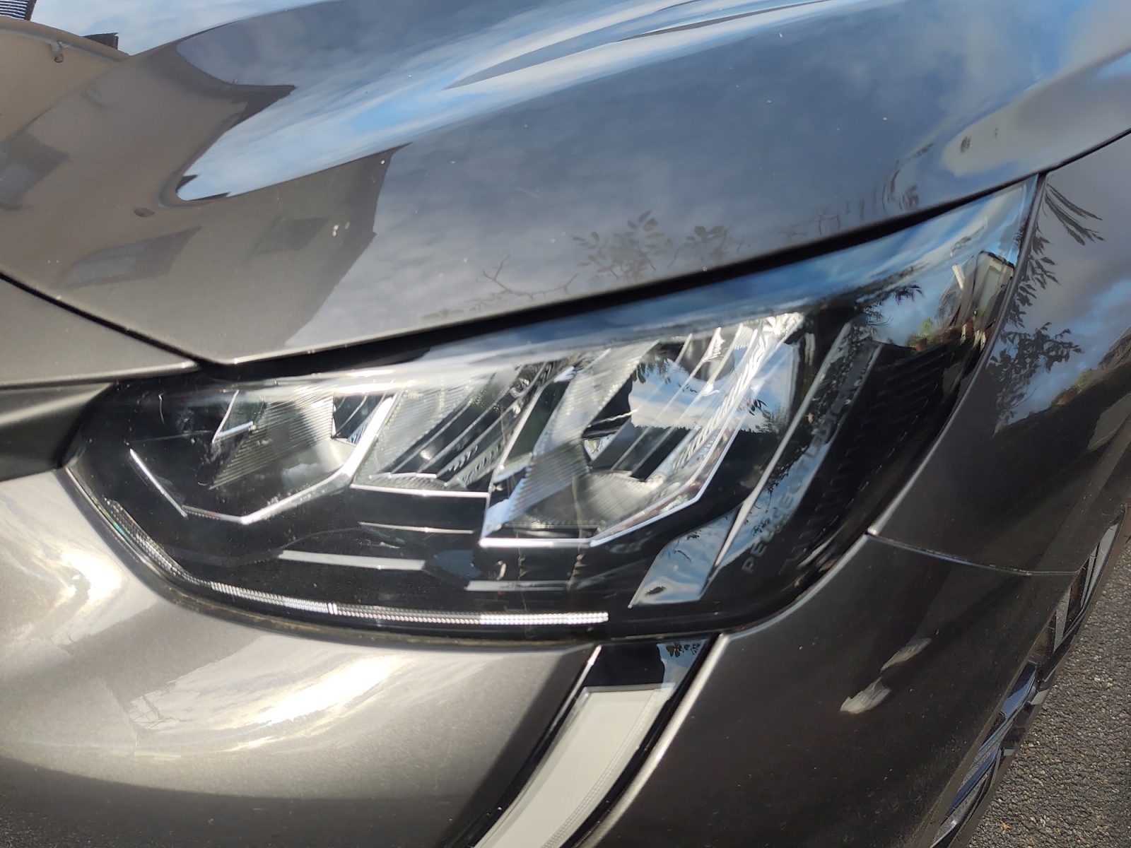 Peugeot 208 22