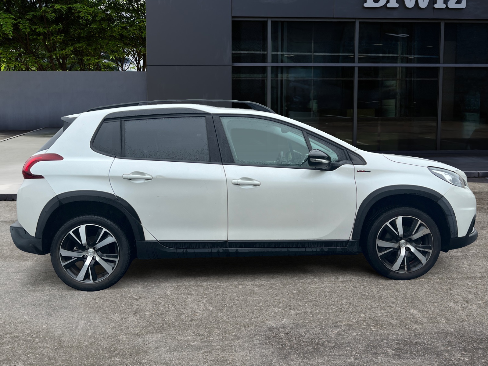 Peugeot 2008 5