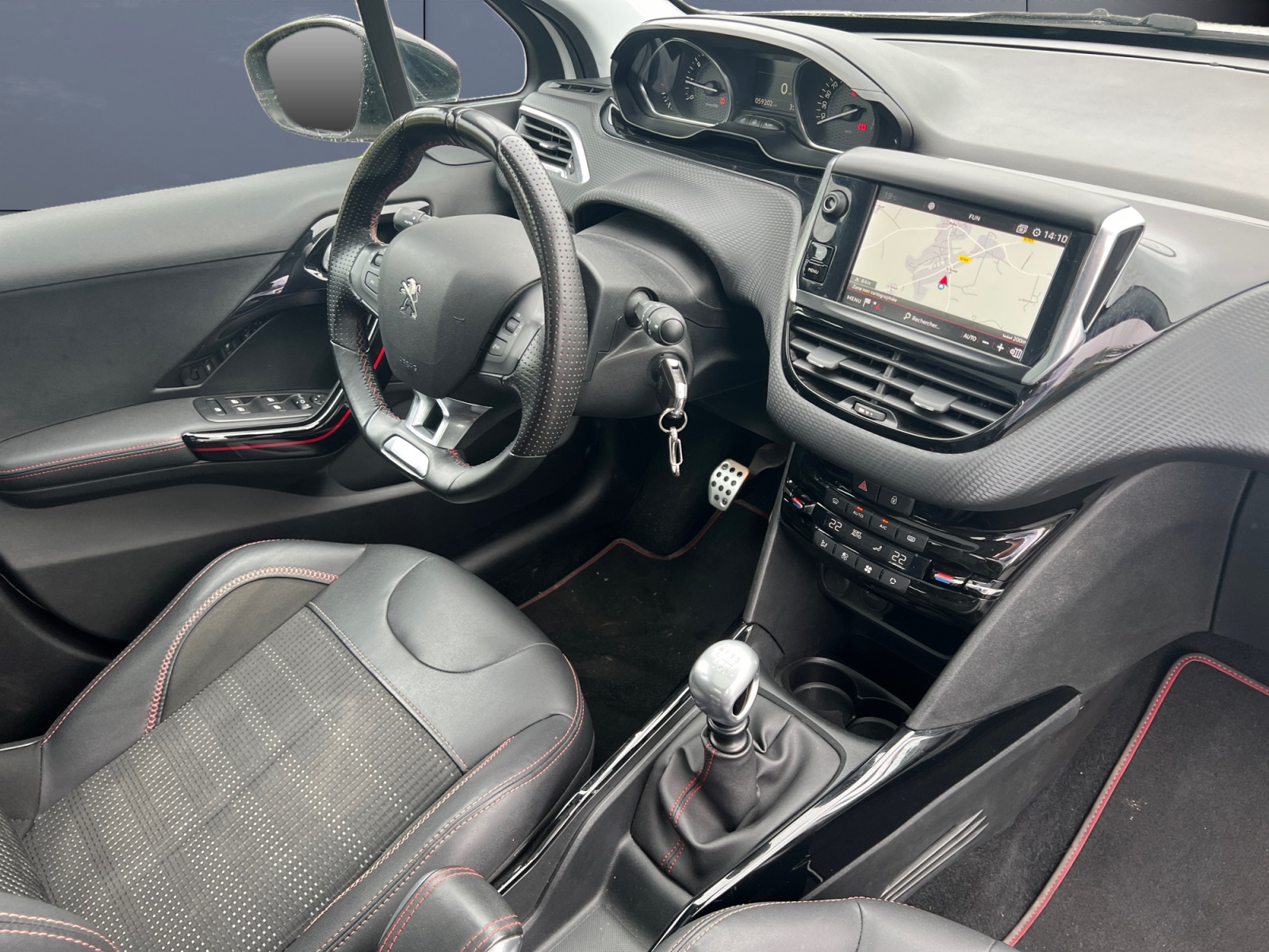 Peugeot 2008 12