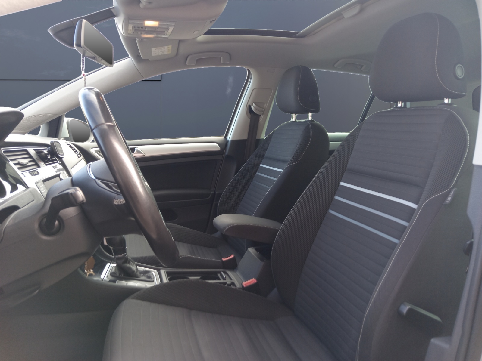 Volkswagen Golf 9