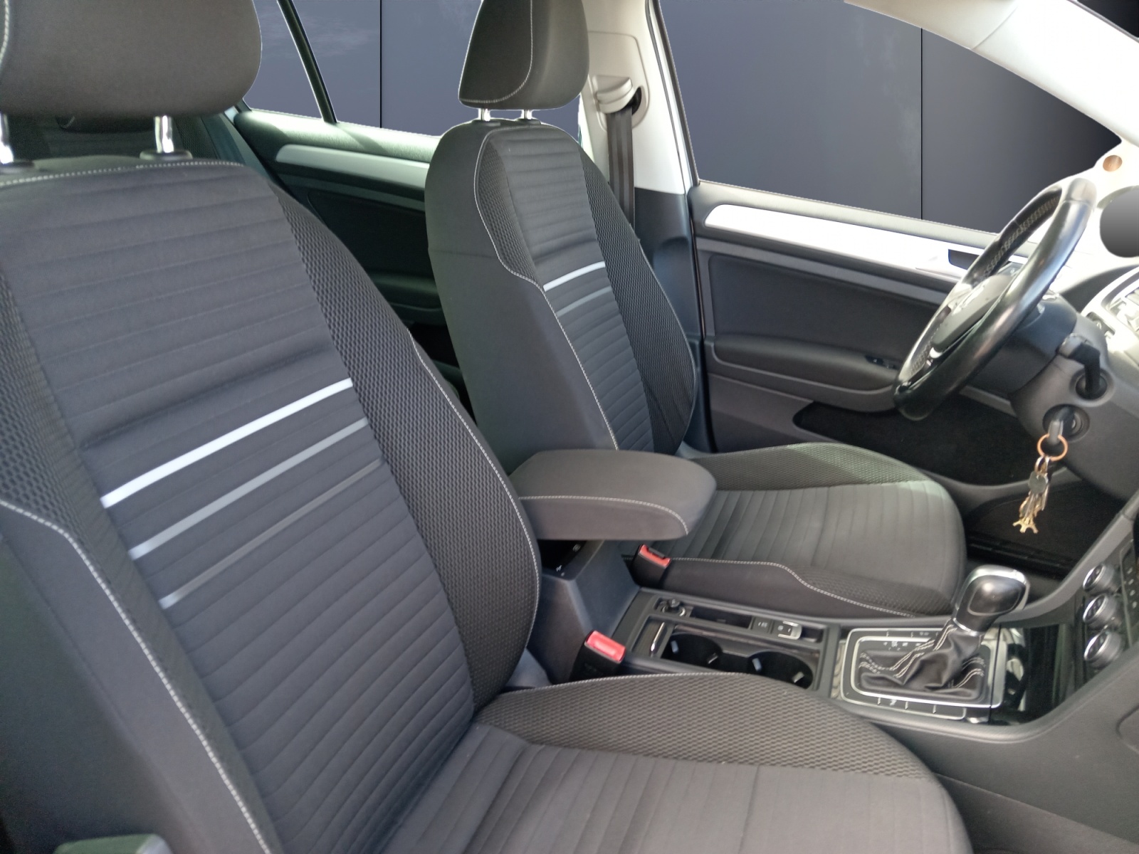 Volkswagen Golf 13