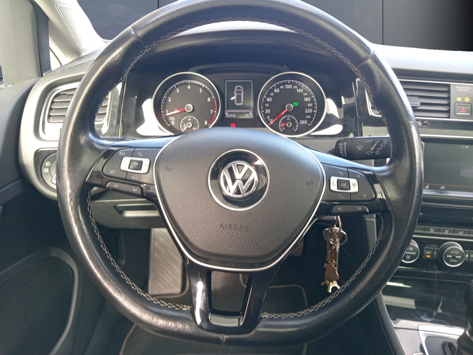 Volkswagen Golf 15