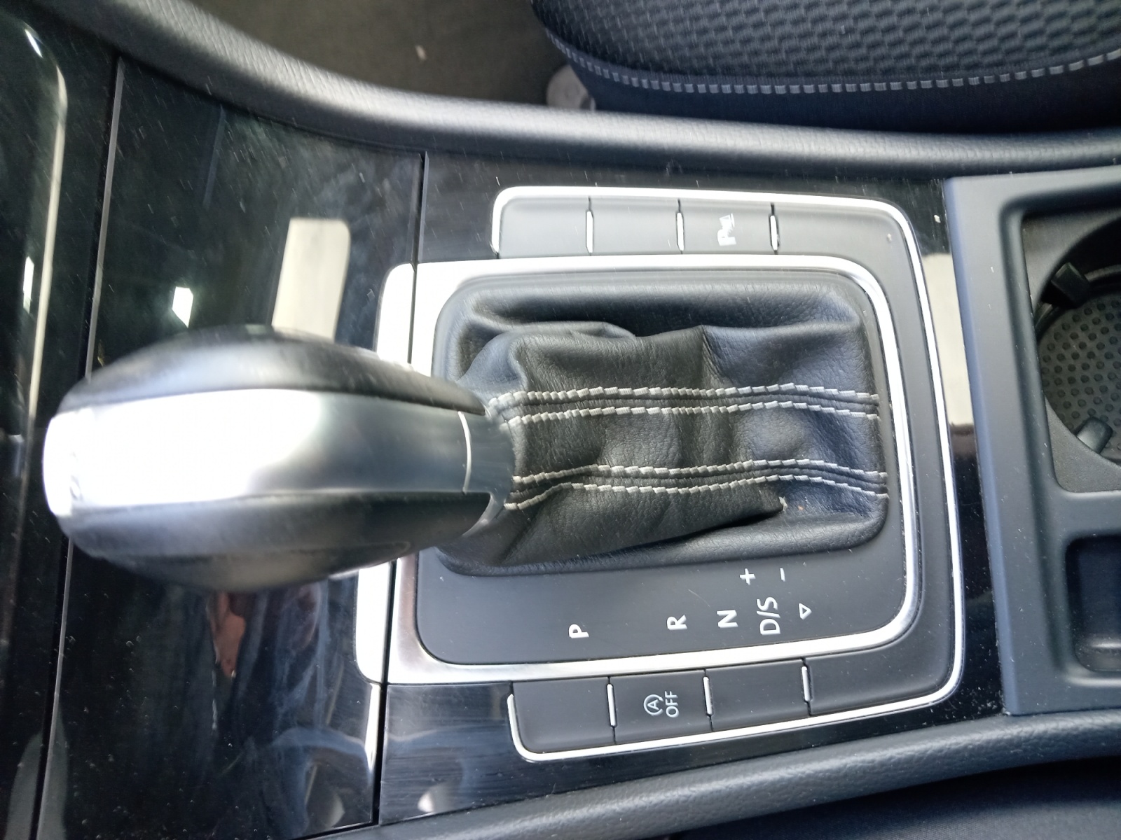 Volkswagen Golf 23