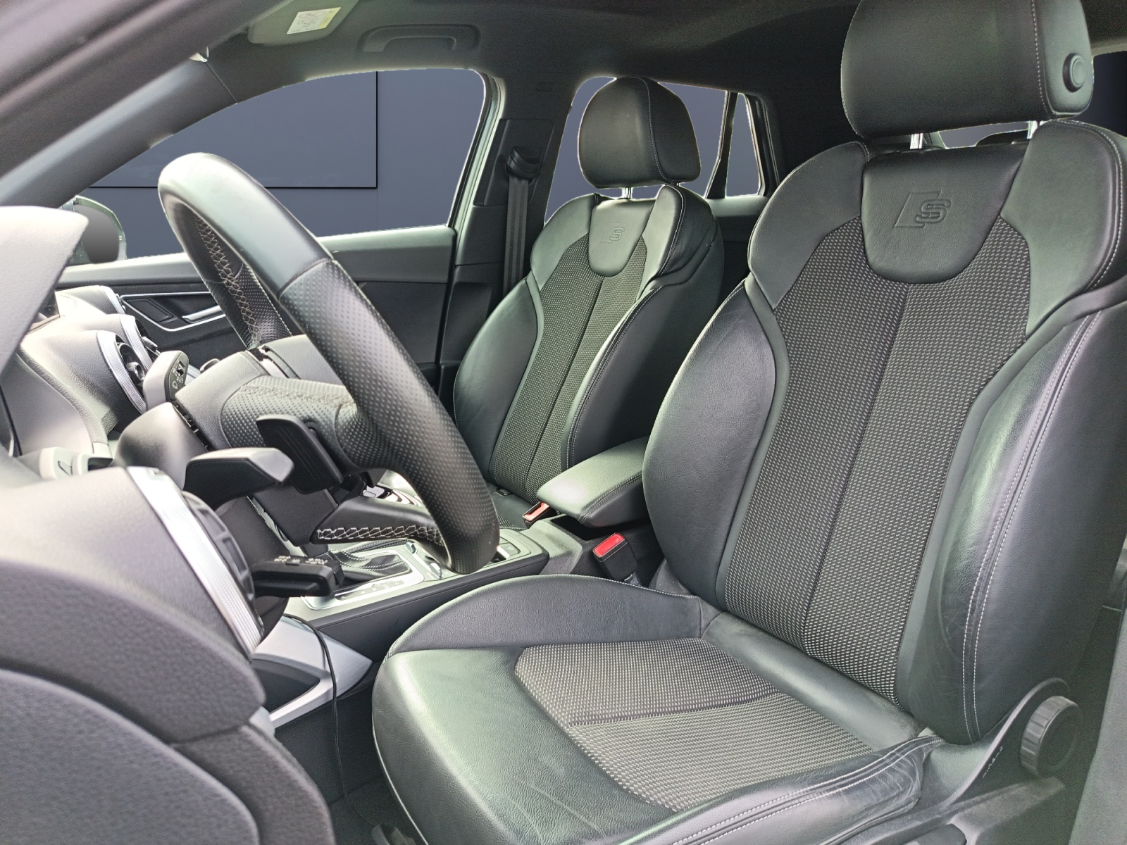Audi Q2 9