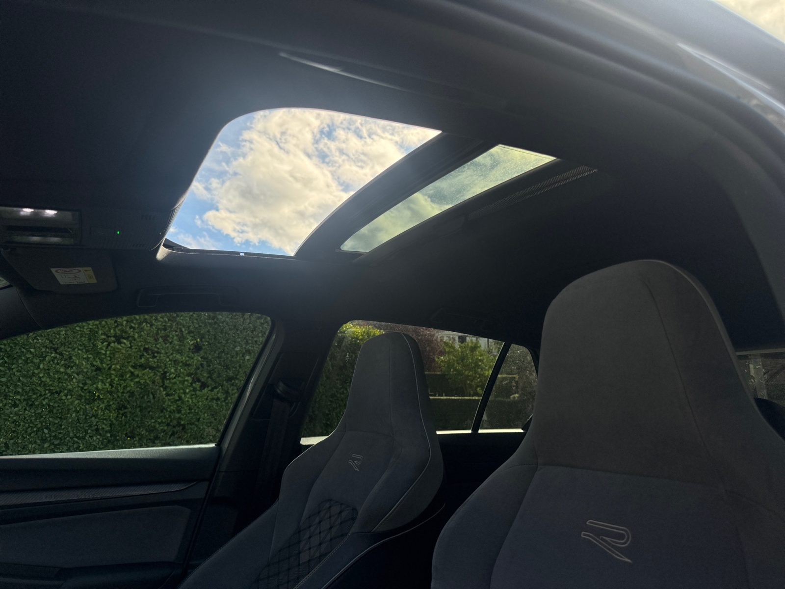 Volkswagen Golf 25