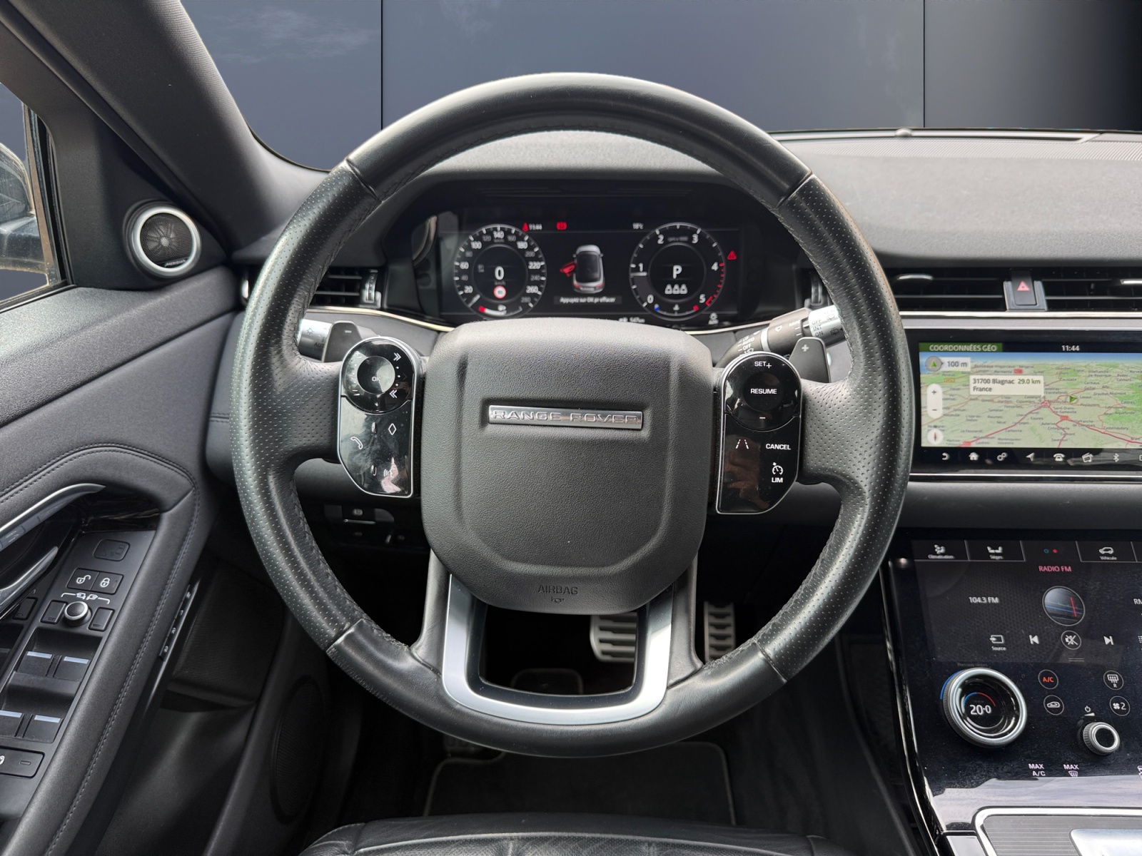 Land Rover Range Rover Evoque 15