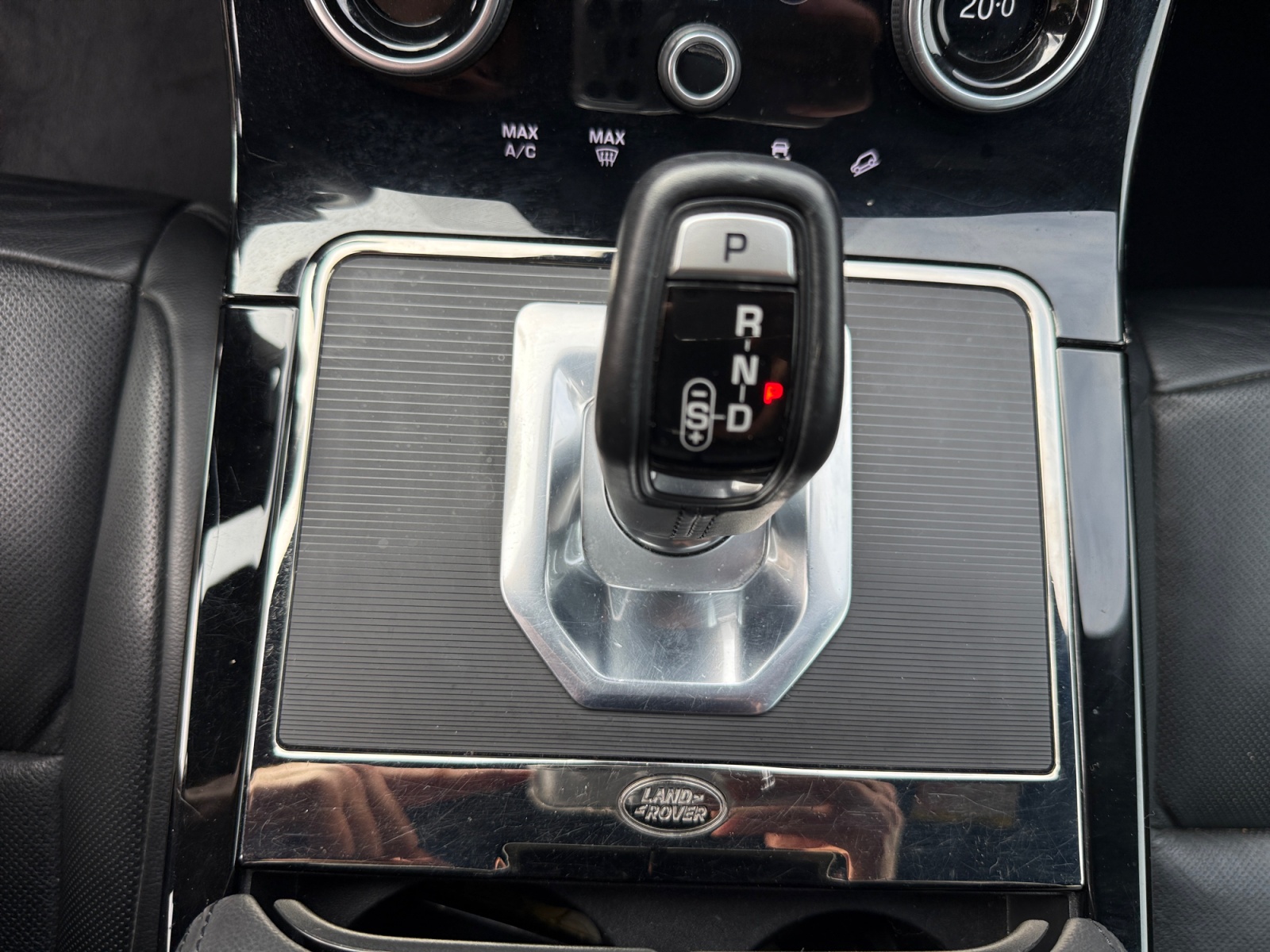 Land Rover Range Rover Evoque 24
