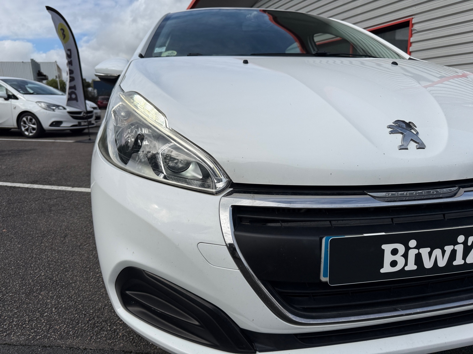 Peugeot 208 28