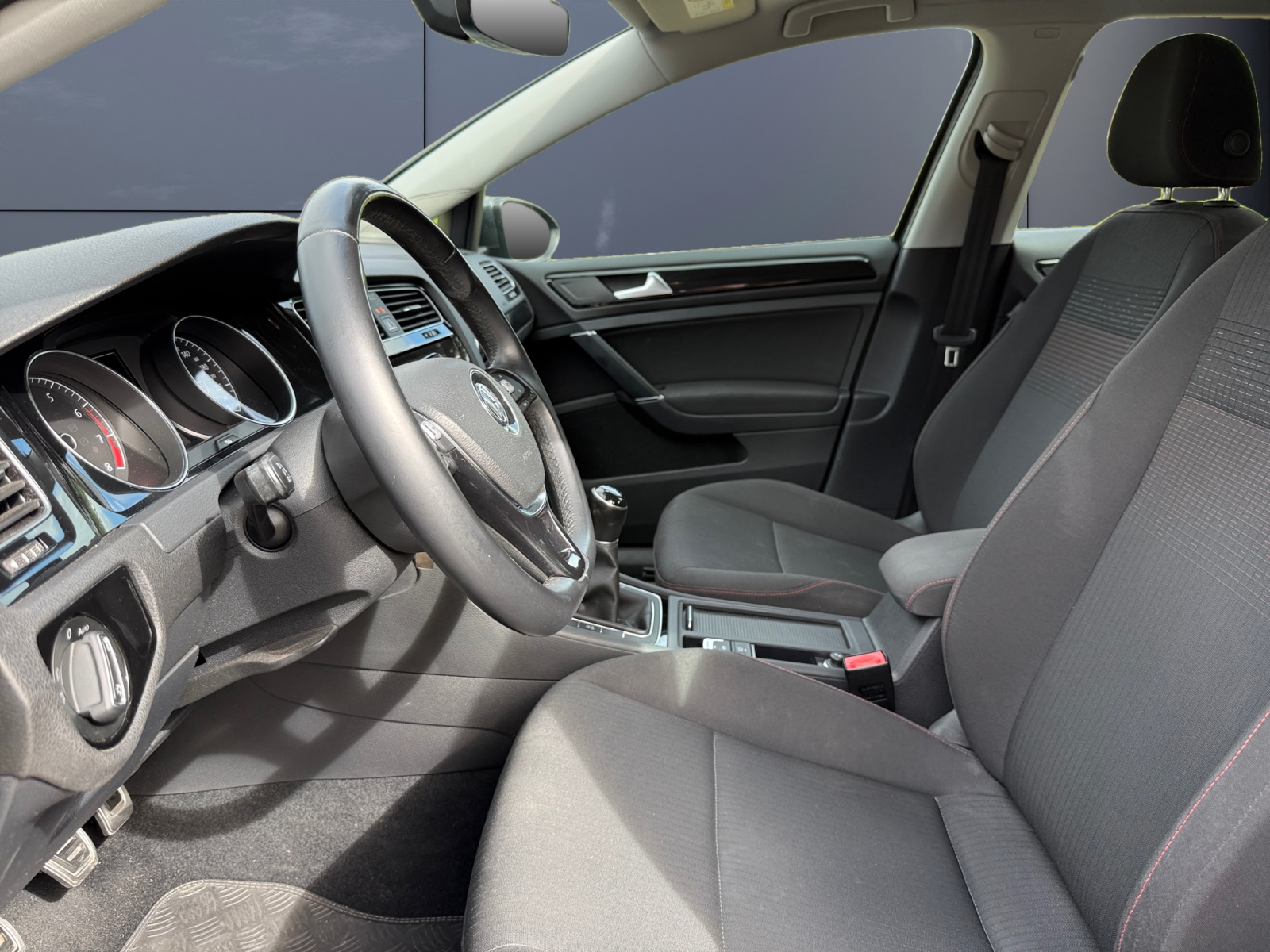 Volkswagen Golf 9