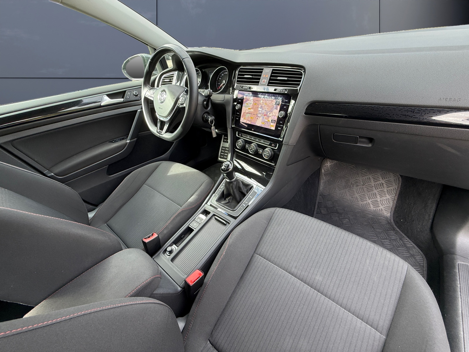 Volkswagen Golf 12