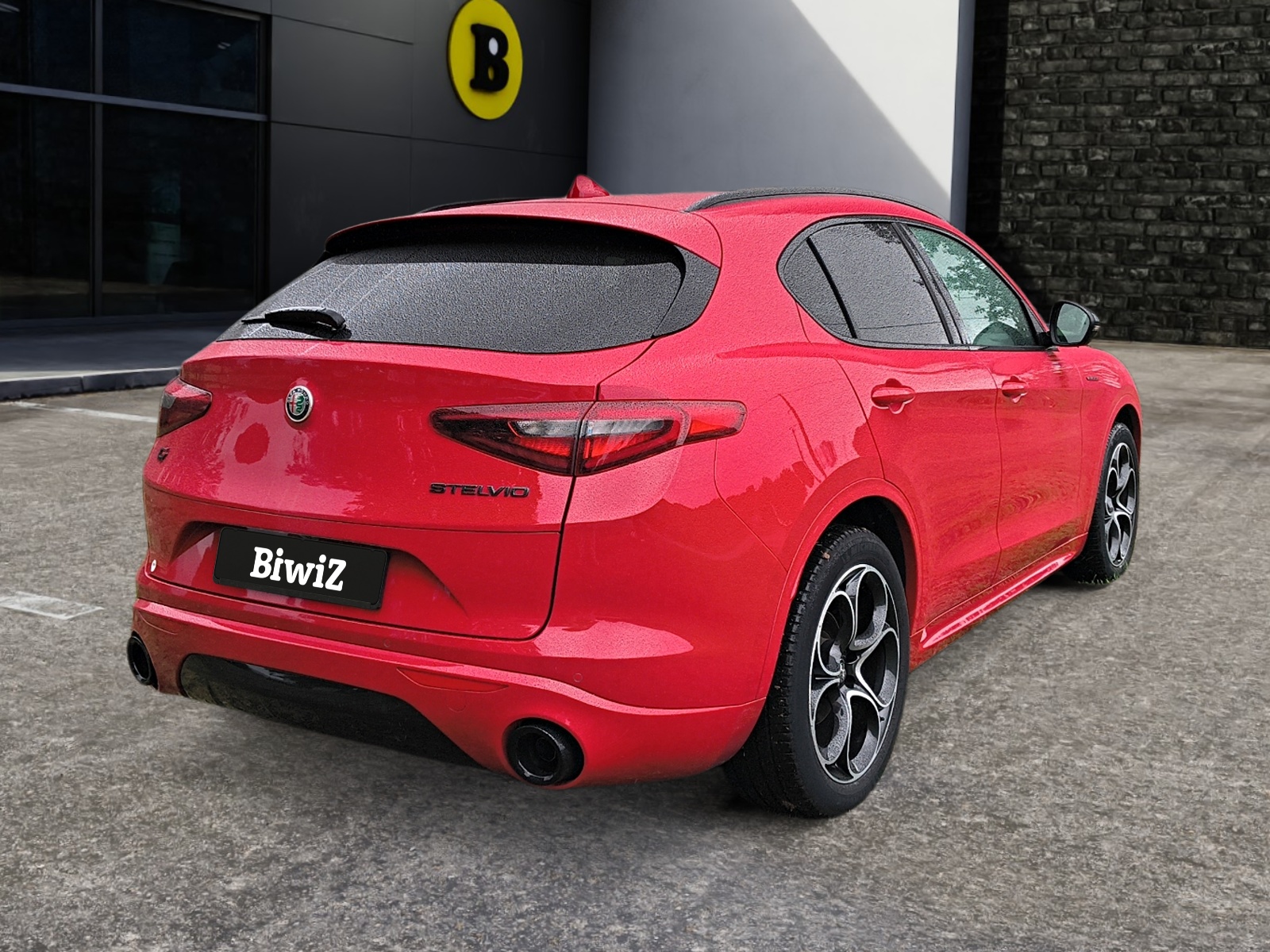 Alfa Romeo Stelvio 4