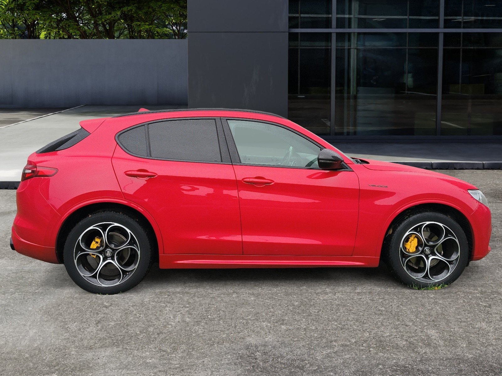 Alfa Romeo Stelvio 5