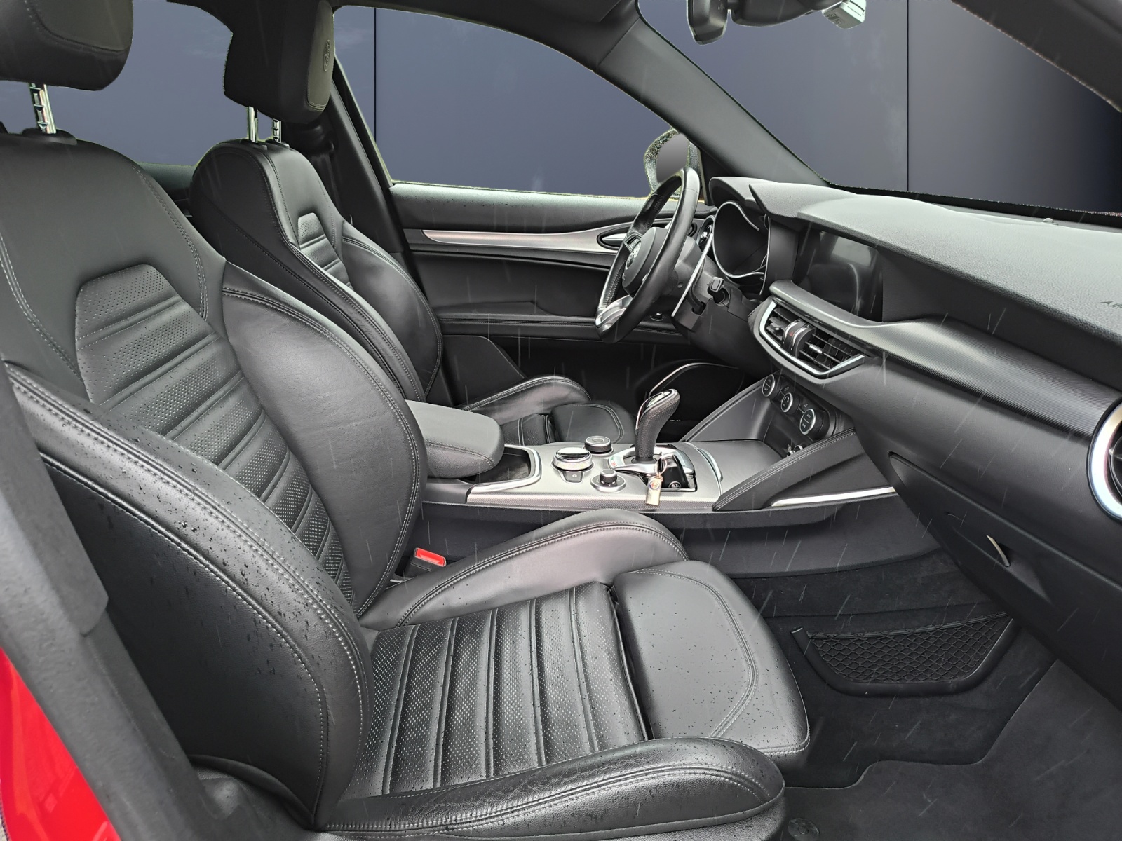 Alfa Romeo Stelvio 13