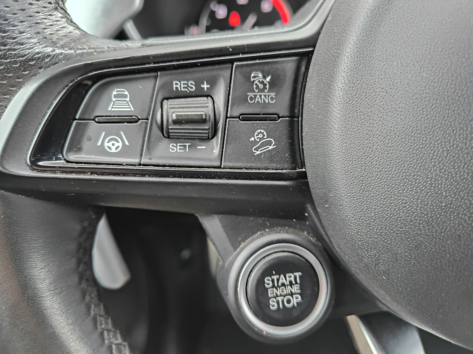 Alfa Romeo Stelvio 20