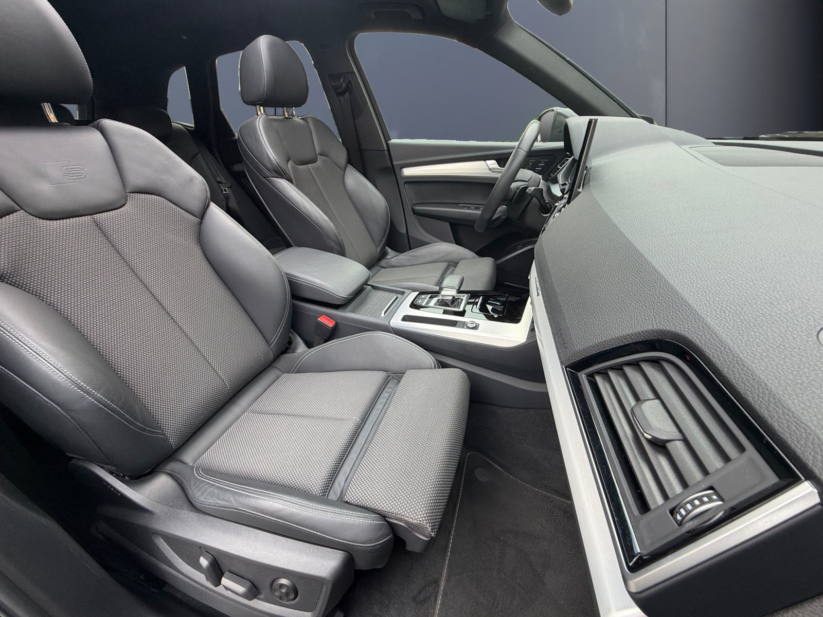 Audi Q5 13