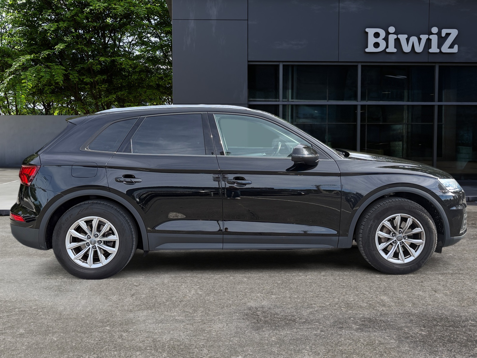 Audi Q5 6