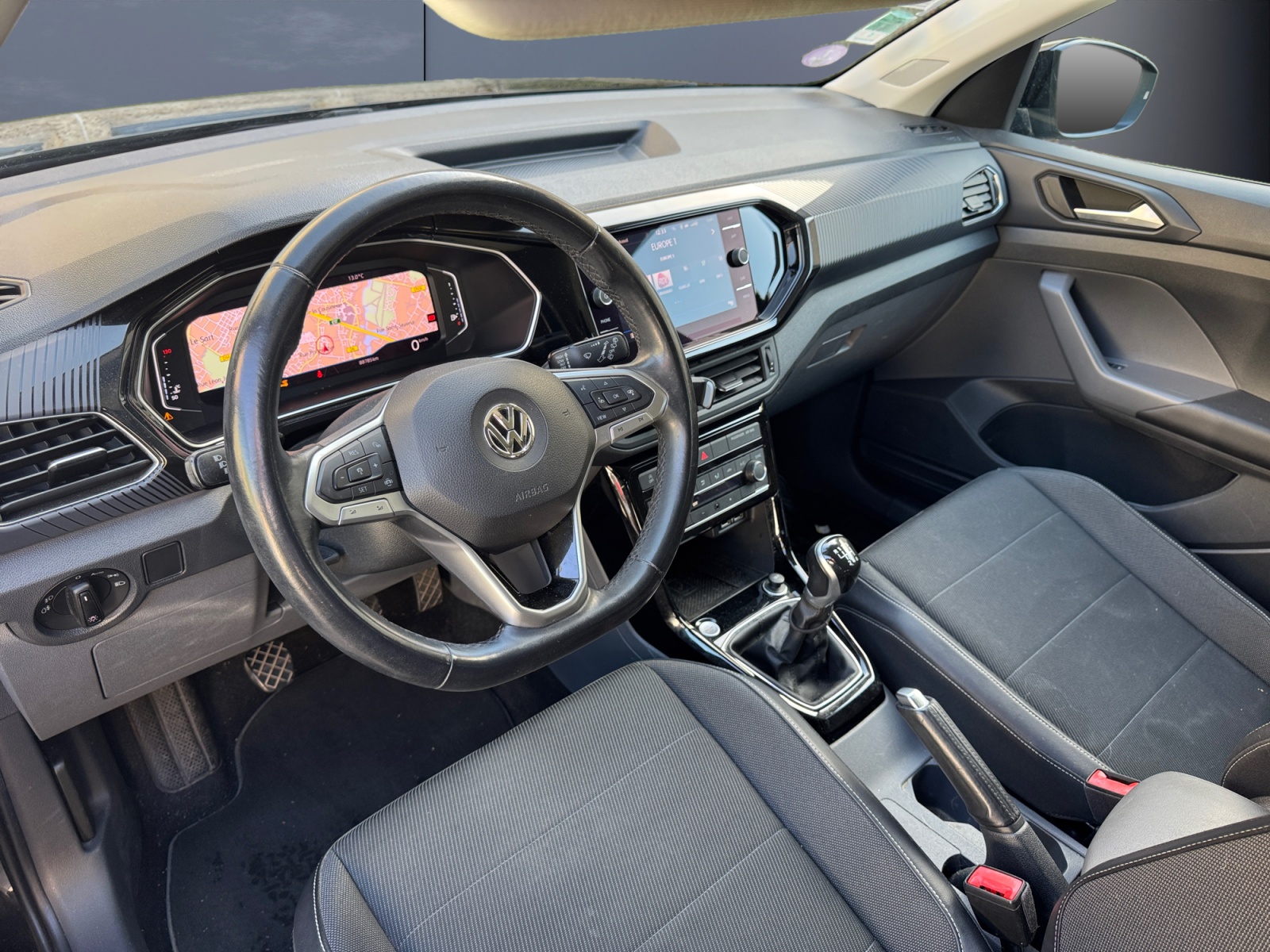 Volkswagen T-Cross 8