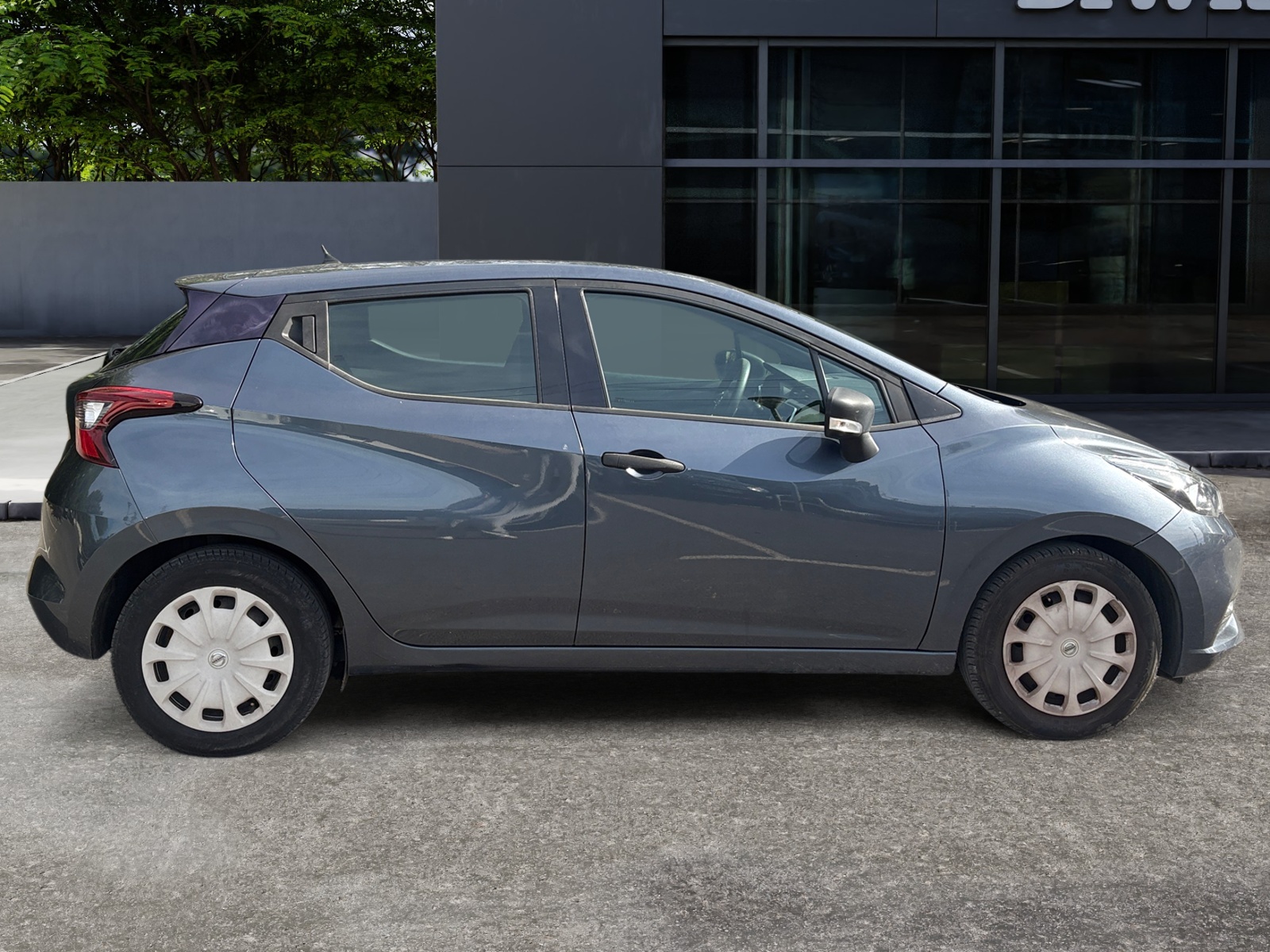 Nissan Micra 5