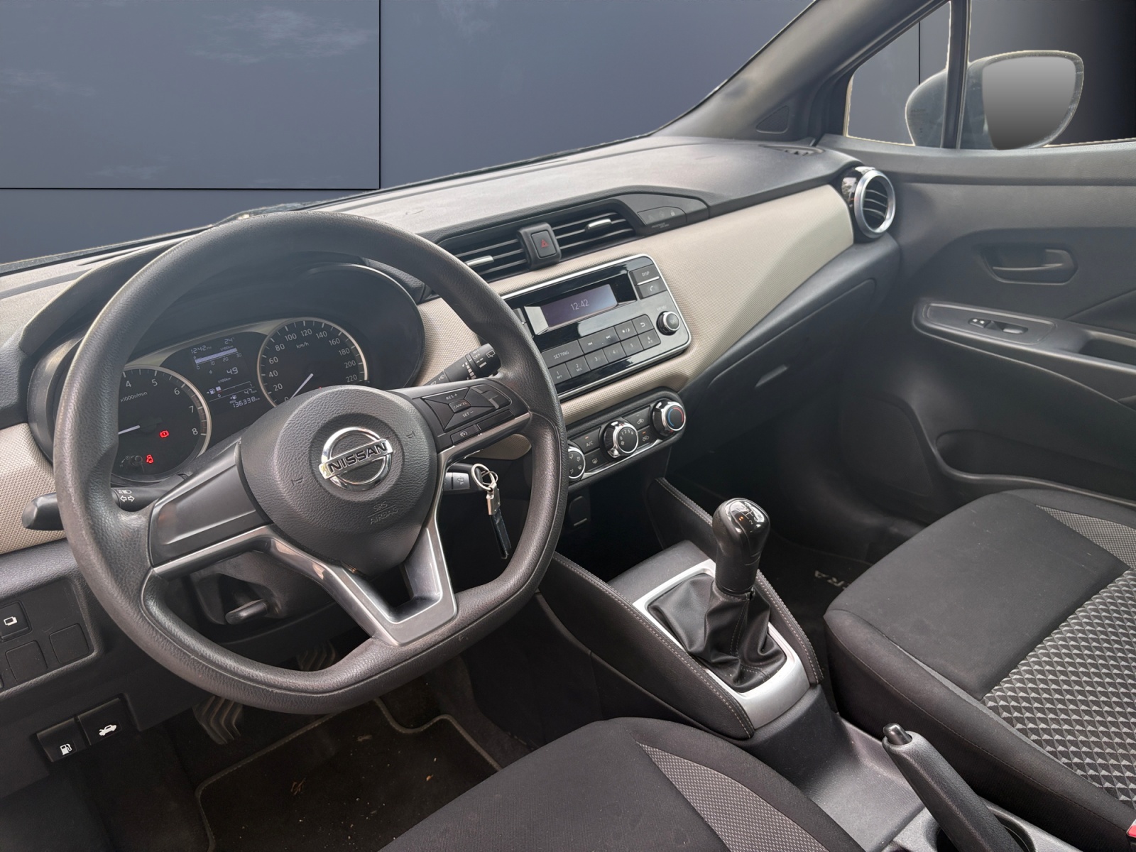 Nissan Micra 8