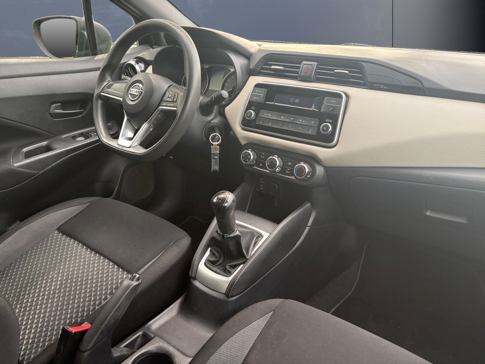 Nissan Micra 12