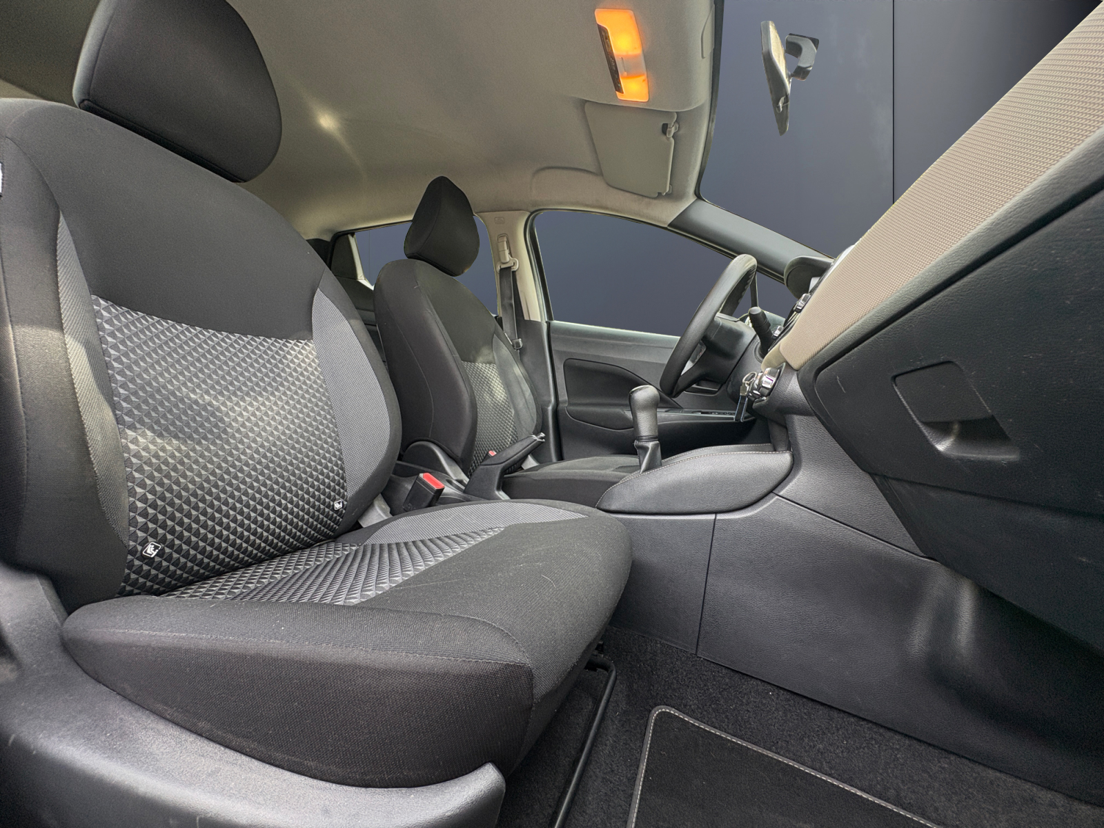 Nissan Micra 13