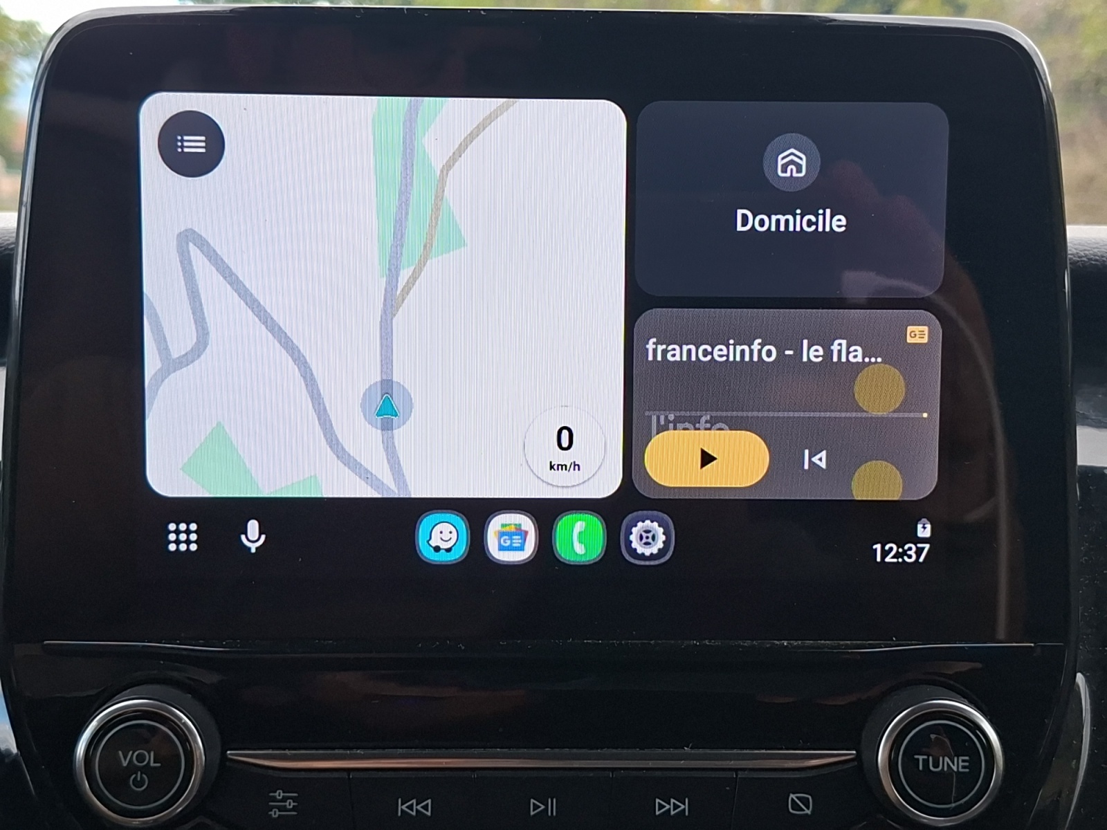 Ford Tourneo Custom 27