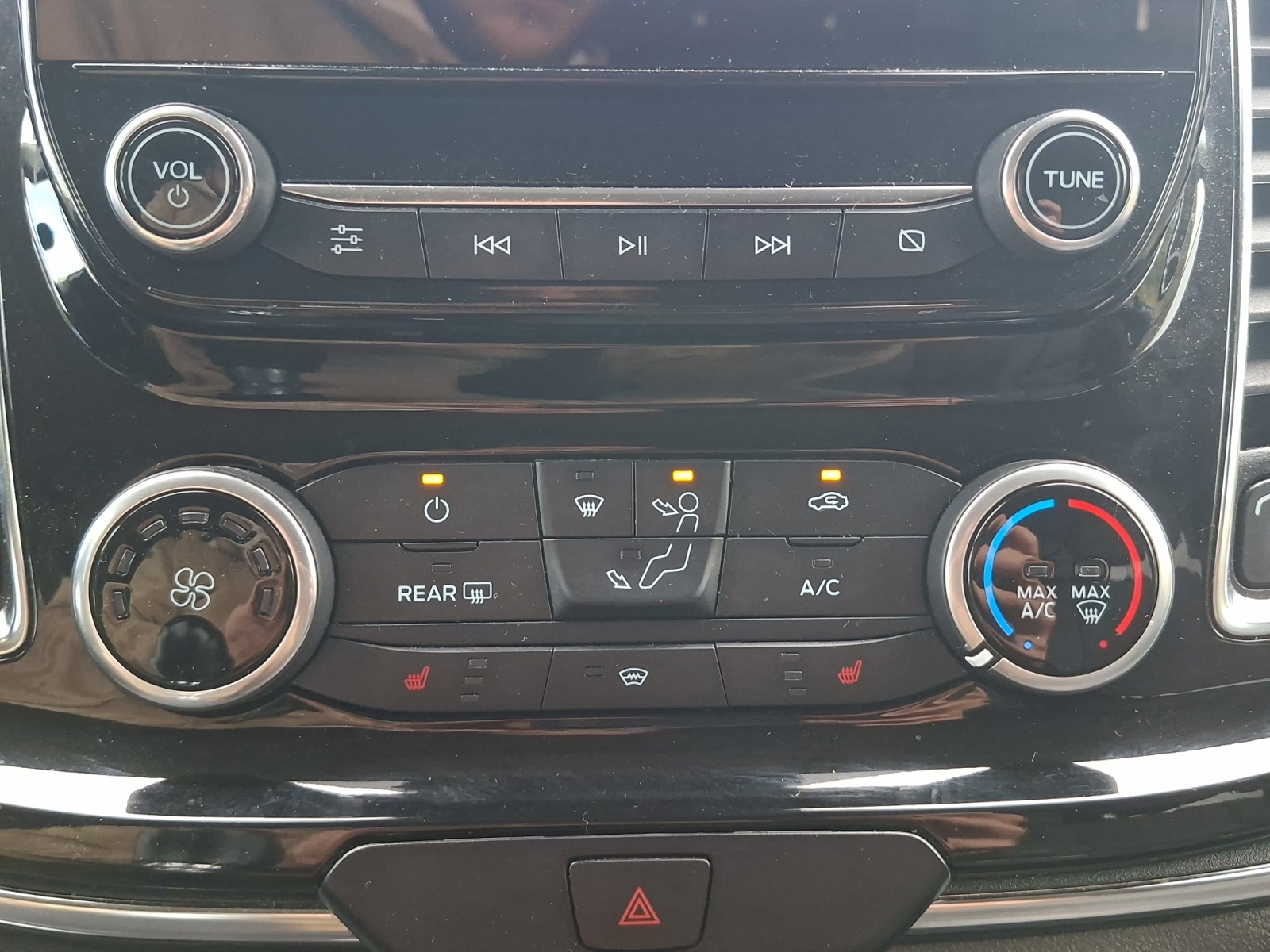 Ford Tourneo Custom 29