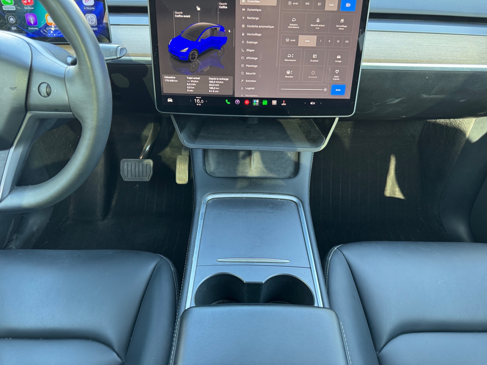Tesla Model-Y 21