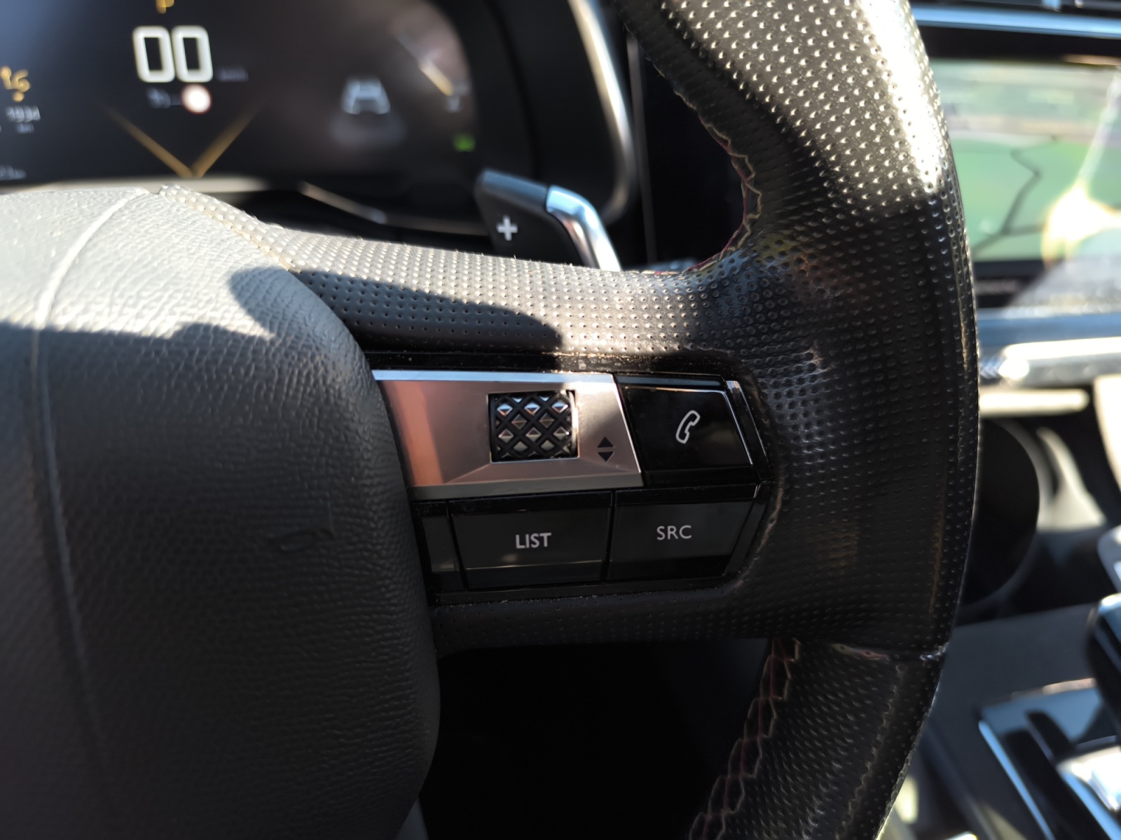 Ds Automobiles Ds 7 17