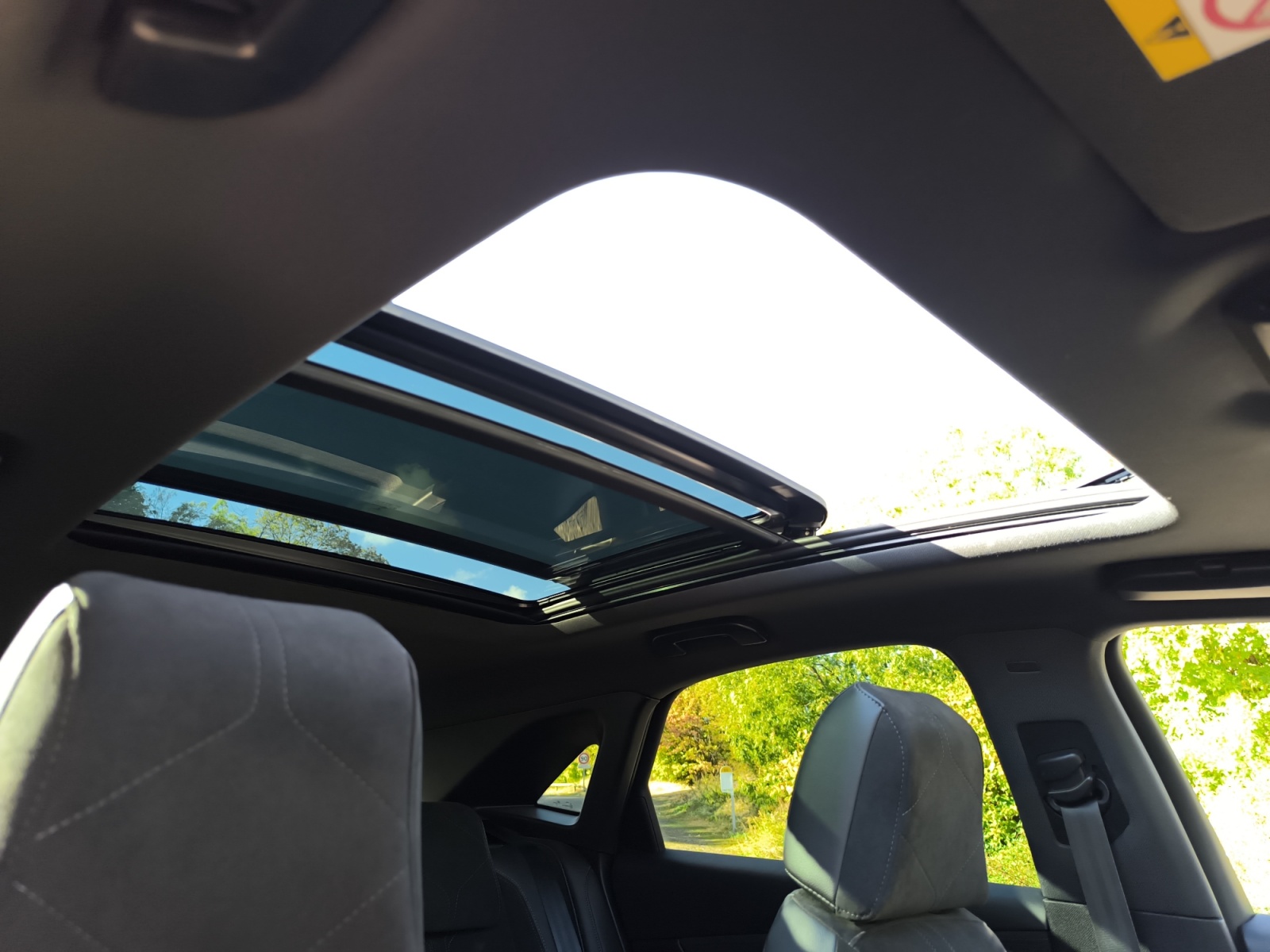 Ds Automobiles Ds 7 29