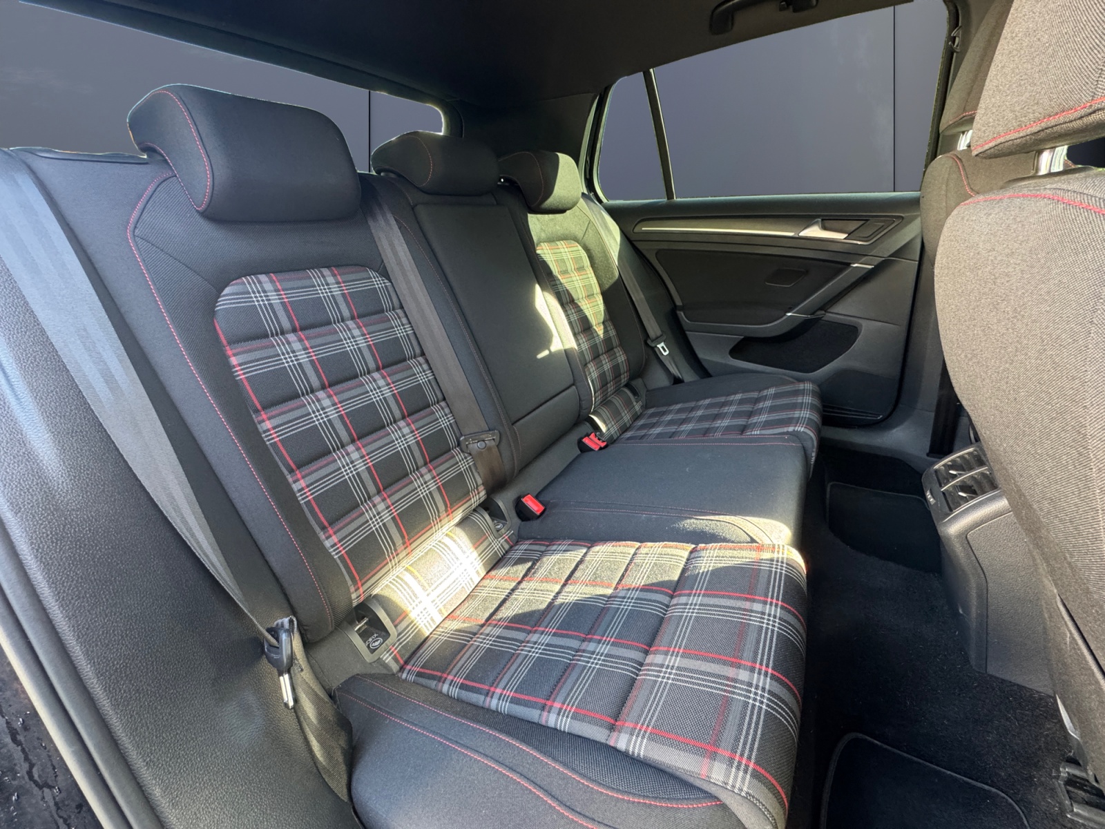 Volkswagen Golf 11