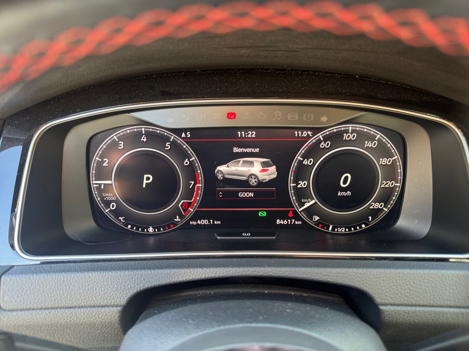 Volkswagen Golf 16
