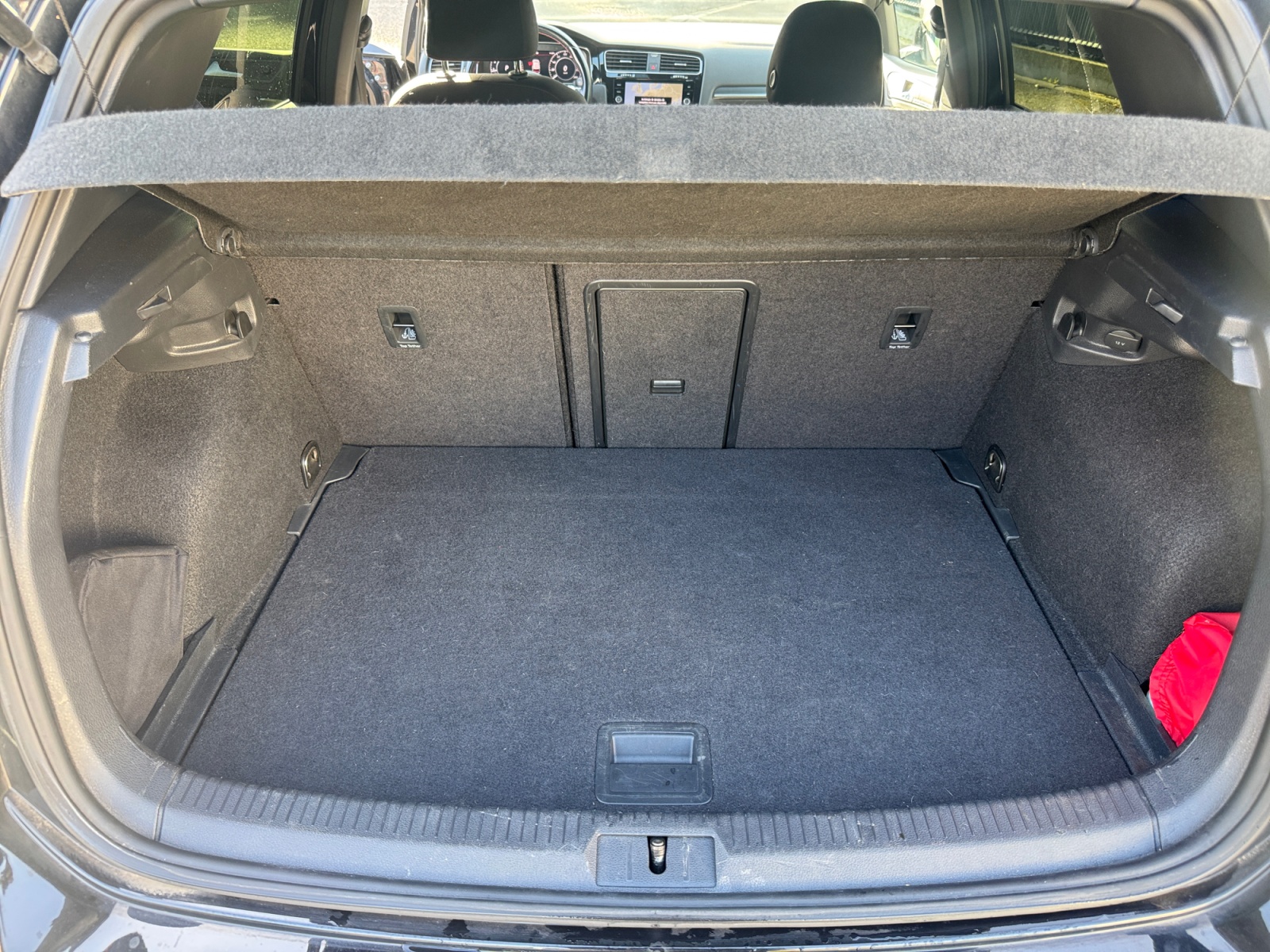 Volkswagen Golf 32